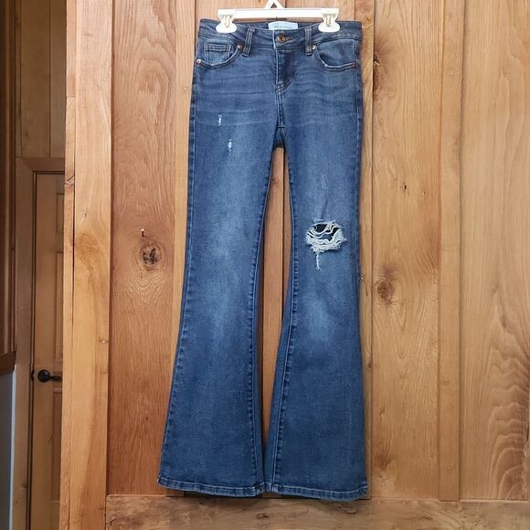 Celebrity Pink Distressed Low Rise Flare Jeans, Juniors 1, Blue Wash Denim - Picture 1 of 9